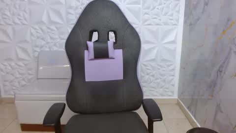 Snapshot of theblackflavor chatting on 03-11-26, 07:53 Flavor online show from 03-11-26, 07:53