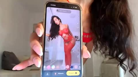 valeria online show from 10-31-25, 03:40