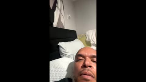 Snapshot of thebombxoxo69 chatting on 04-03-26, 03:43 thebombxoxo69 online show from 04-03-26, 03:43