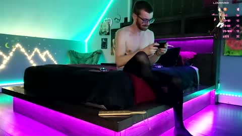 Snapshot of thecarrguyy chatting on 03-01-26, 06:15 Thatcarrguyy online show from 03-01-26, 06:15