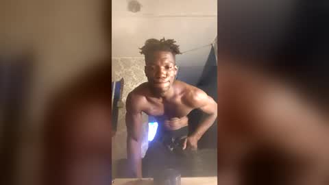 Snapshot of thechocolatemuscle chatting on 07-09-26, 08:07 thechocolatemuscle online show from 07-09-26, 08:07