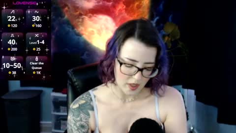 Snapshot of thedaisymoon chatting on 03-02-25, 01:26 thedaisymoon online show from 03-02-25, 01:26