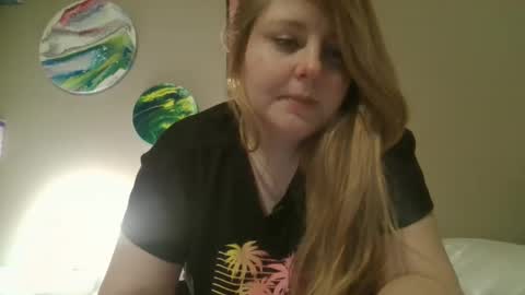 Snapshot of thedancingalien chatting on 01-07-25, 11:24 Kassandra Grant online show from 01-07-25, 11:24