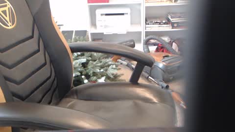 Snapshot of thedestion chatting on 01-02-25, 02:35 Destion online show from 01-02-25, 02:35