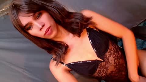 Snapshot of thedevil_inme chatting on 12-10-24, 03:52 Lana But you can spell it backwards online show from 12-10-24, 03:52