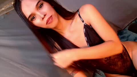 Snapshot of thedevil_inme chatting on 12-11-24, 01:26 Lana But you can spell it backwards online show from 12-11-24, 01:26