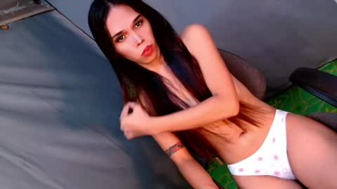 Snapshot of thedevil_inme chatting on 01-21-25, 08:08 Lana But you can spell it backwards online show from 01-21-25, 08:08