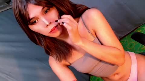 Snapshot of thedevil_inme chatting on 02-15-25, 09:04 Lana But you can spell it backwards online show from 02-15-25, 09:04