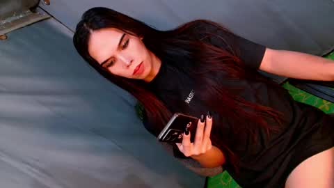 Snapshot of thedevil_inme chatting on 02-23-25, 06:34 Lana But you can spell it backwards online show from 02-23-25, 06:34