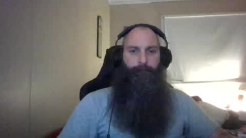 Snapshot of theedgeofbrodie chatting on 04-12-26, 01:54 The Edge Of Brodie online show from 04-12-26, 01:54