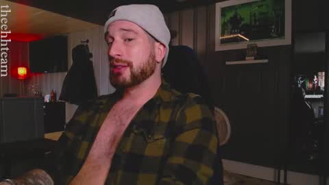 Snapshot of theehhteam chatting on 02-11-25, 08:42 H online show from 02-11-25, 08:42