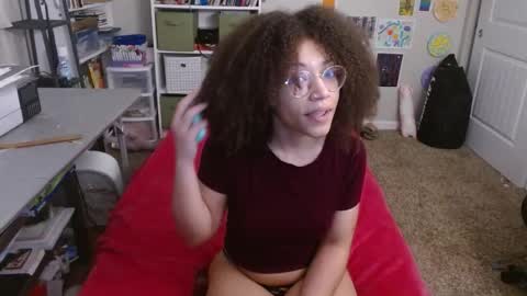 Snapshot of theenbygamer chatting on 11-06-25, 07:37 olly online show from 11-06-25, 07:37