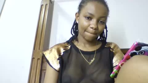 Snapshot of theequinn chatting on 09-24-25, 03:15 theequinn online show from 09-24-25, 03:15