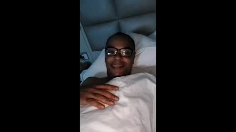 Snapshot of theerector chatting on 01-18-26, 08:56 theerector online show from 01-18-26, 08:56