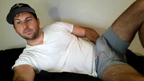 Snapshot of theetwohander chatting on 06-26-26, 04:28 Theetwohander online show from 06-26-26, 04:28