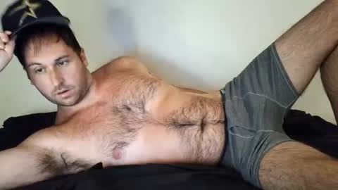 Snapshot of theetwohander chatting on 07-02-26, 02:11 Theetwohander online show from 07-02-26, 02:11