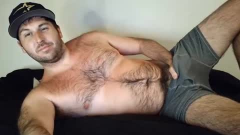 Snapshot of theetwohander chatting on 07-05-26, 02:40 Theetwohander online show from 07-05-26, 02:40