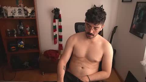 Snapshot of thefckingwolf chatting on 01-05-26, 05:49 Wolf Independent model online show from 01-05-26, 05:49