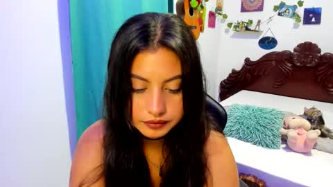 Snapshot of thefenix_jyk chatting on 06-10-26, 03:18 Ariamapola88 online show from 06-10-26, 03:18