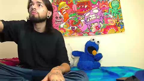 Snapshot of theferxxo_12 chatting on 01-10-25, 01:32 independent Model online show from 01-10-25, 01:32