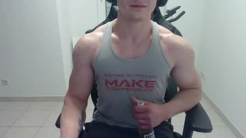 Alex online show from 06-12-26, 01:32