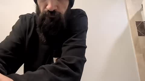 Snapshot of theh4iryfi5h chatting on 02-25-26, 12:31 theh4iryfi5h online show from 02-25-26, 12:31