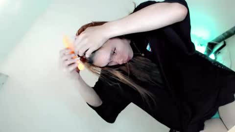 laisa online show from 02-12-25, 10:56