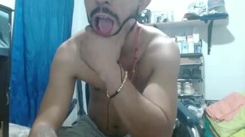 Snapshot of thehousedog chatting on 03-03-25, 06:55 thehousedog online show from 03-03-25, 06:55