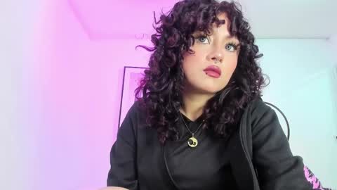 Theia  online show from 02-19-25, 01:28