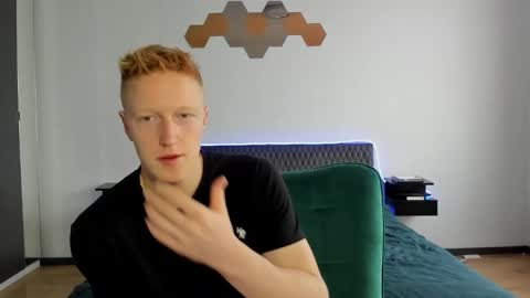 Snapshot of thejacob_d chatting on 01-08-26, 12:40 thejacob_d online show from 01-08-26, 12:40