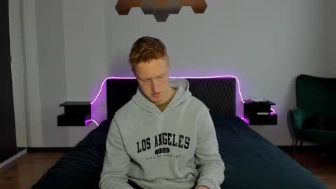 Snapshot of thejacob_d chatting on 01-09-26, 01:58 thejacob_d online show from 01-09-26, 01:58