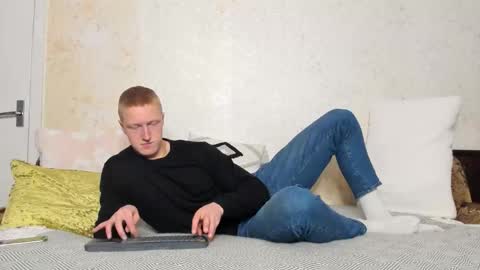 Snapshot of thejacob_d chatting on 02-08-26, 06:33 thejacob_d online show from 02-08-26, 06:33