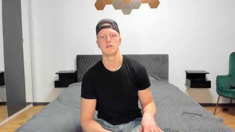 Snapshot of thejacob_d chatting on 03-25-26, 05:52 thejacob_d online show from 03-25-26, 05:52