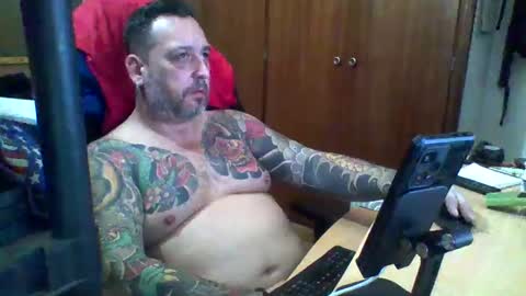 Snapshot of thekier chatting on 12-30-24, 11:06 thekier online show from 12-30-24, 11:06