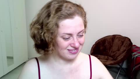 Ella online show from 01-17-25, 05:32