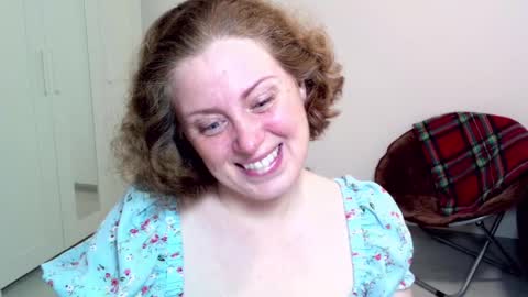 Ella online show from 02-06-25, 04:47