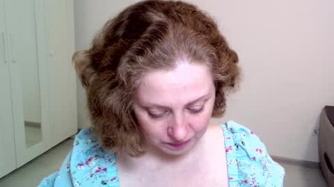 Ella online show from 02-26-25, 04:14