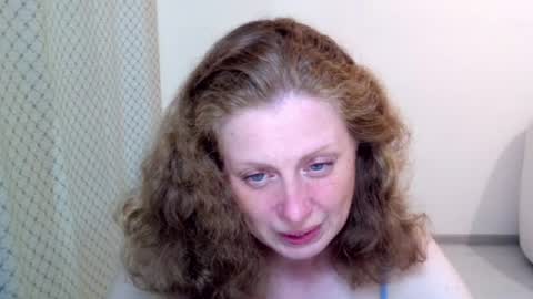 Ella online show from 07-18-26, 06:34