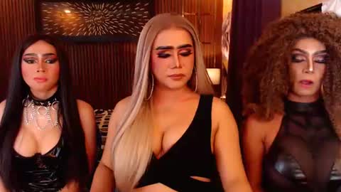 Snapshot of thelastdestroyerxx chatting on 06-30-26, 11:55 Paula online show from 06-30-26, 11:55