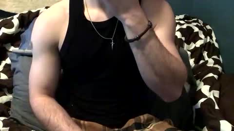 Snapshot of themanthemythleyroy chatting on 02-07-26, 09:02 themanthemythleyroy online show from 02-07-26, 09:02