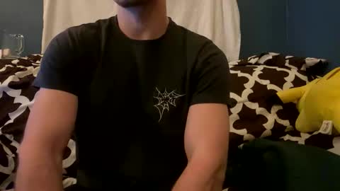 Snapshot of themanthemythleyroy chatting on 02-15-26, 03:03 themanthemythleyroy online show from 02-15-26, 03:03