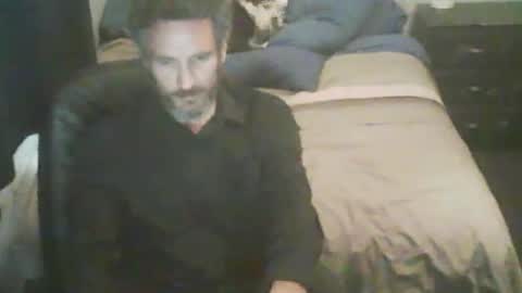 themanwhowearsoneshoe online show from 10-25-25, 06:32