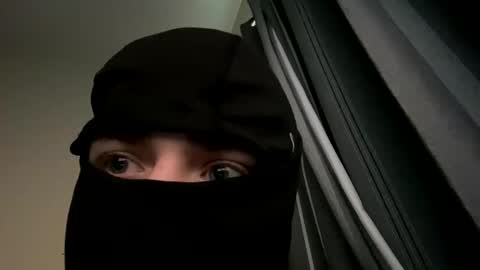 Bruce online show from 04-27-26, 05:55