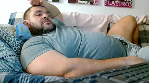 Snapshot of themastercomander chatting on 01-12-25, 12:18 Big Alpha Daddy Master online show from 01-12-25, 12:18