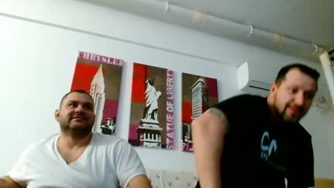 Snapshot of themastercomander chatting on 02-09-25, 04:29 Big Alpha Daddy Master online show from 02-09-25, 04:29