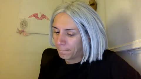 Snapshot of thematryoshka chatting on 12-25-24, 03:18 Lucy Lucy online show from 12-25-24, 03:18