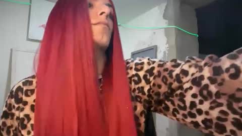 Snapshot of thematryoshka chatting on 11-13-25, 08:52 Lucy Lucy online show from 11-13-25, 08:52