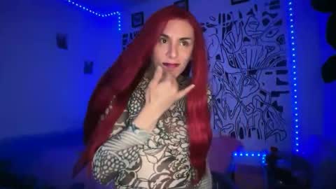 Snapshot of thematryoshka chatting on 11-24-25, 11:26 Lucy Lucy online show from 11-24-25, 11:26