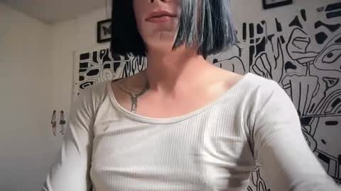 Snapshot of thematryoshka chatting on 12-15-25, 07:40 Lucy Lucy online show from 12-15-25, 07:40