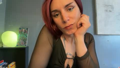 Snapshot of thematryoshka chatting on 02-12-26, 07:20 Lucy Lucy online show from 02-12-26, 07:20